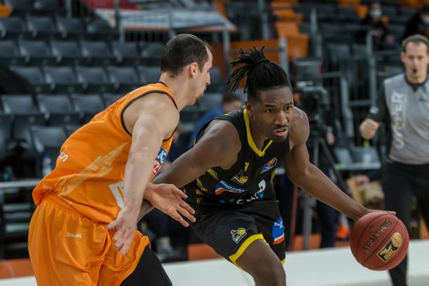 以打破对手 以打破对手