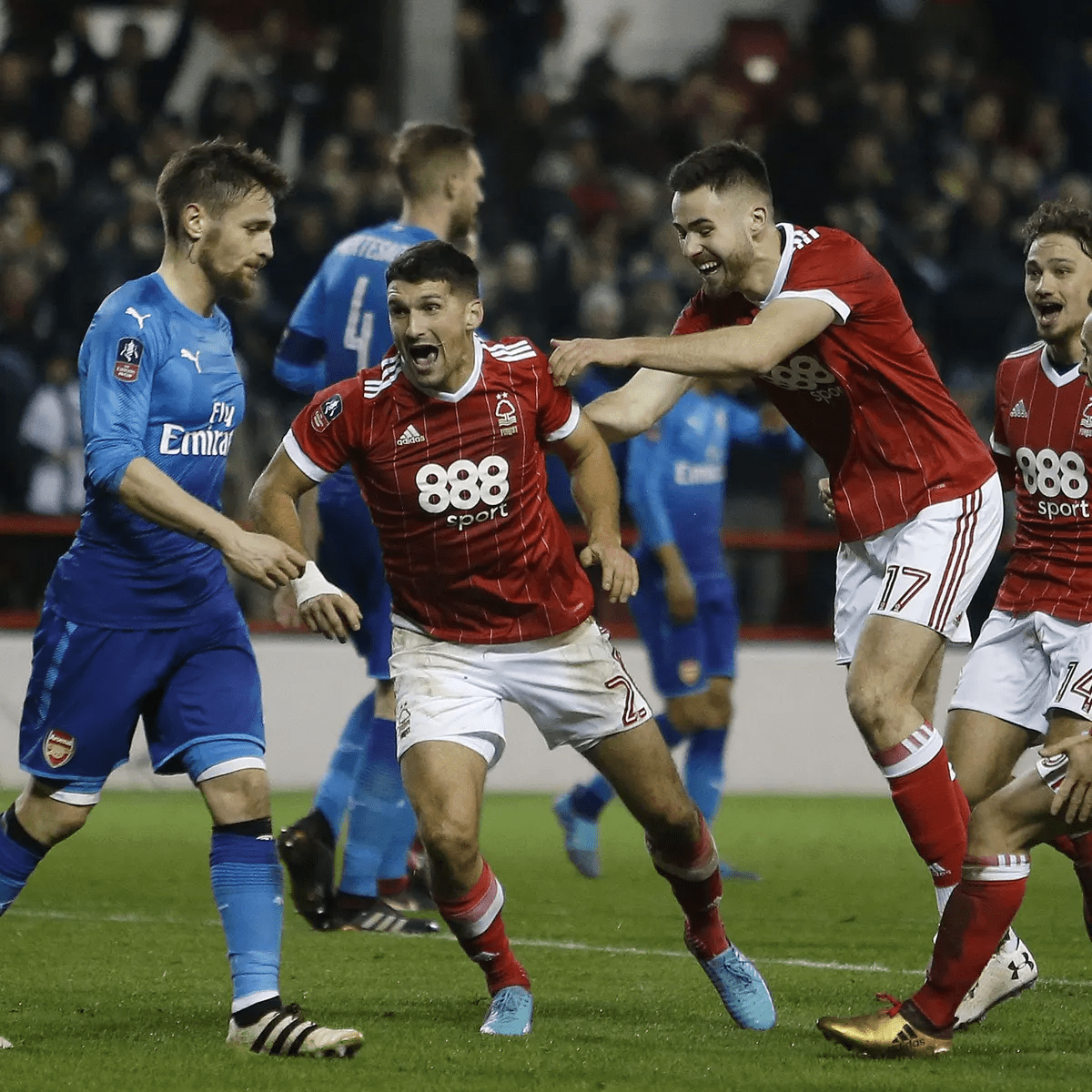 手时成为隐 手时成为隐