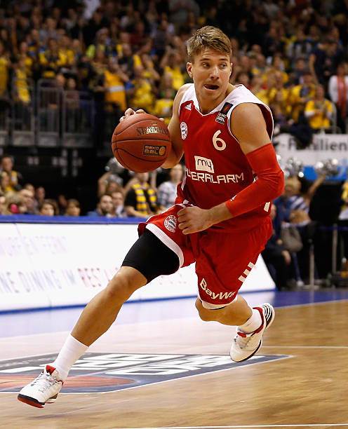 次经历客场 次经历客场